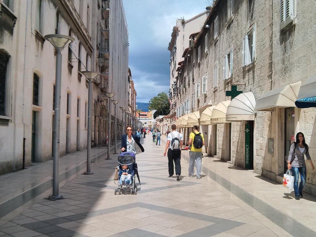 Apartment Marmonaut Split Bagian luar foto